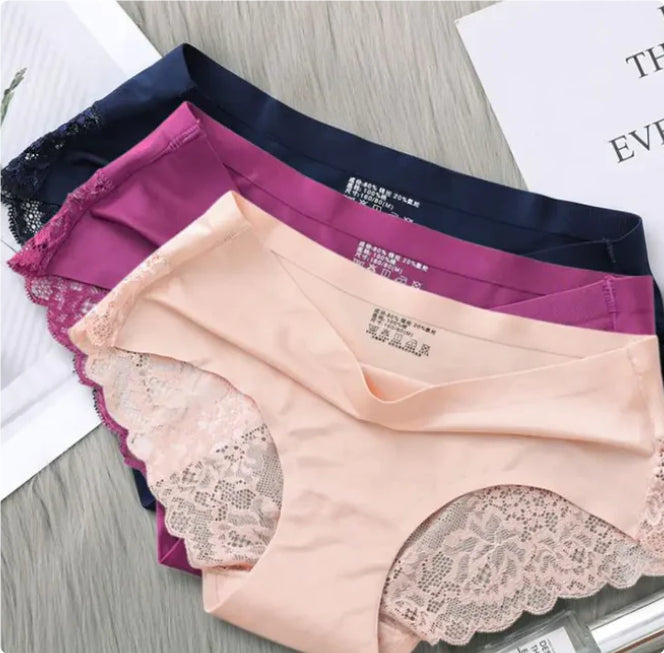 BreezeLift Lace Briefs – Airy Summer Comfort for Women