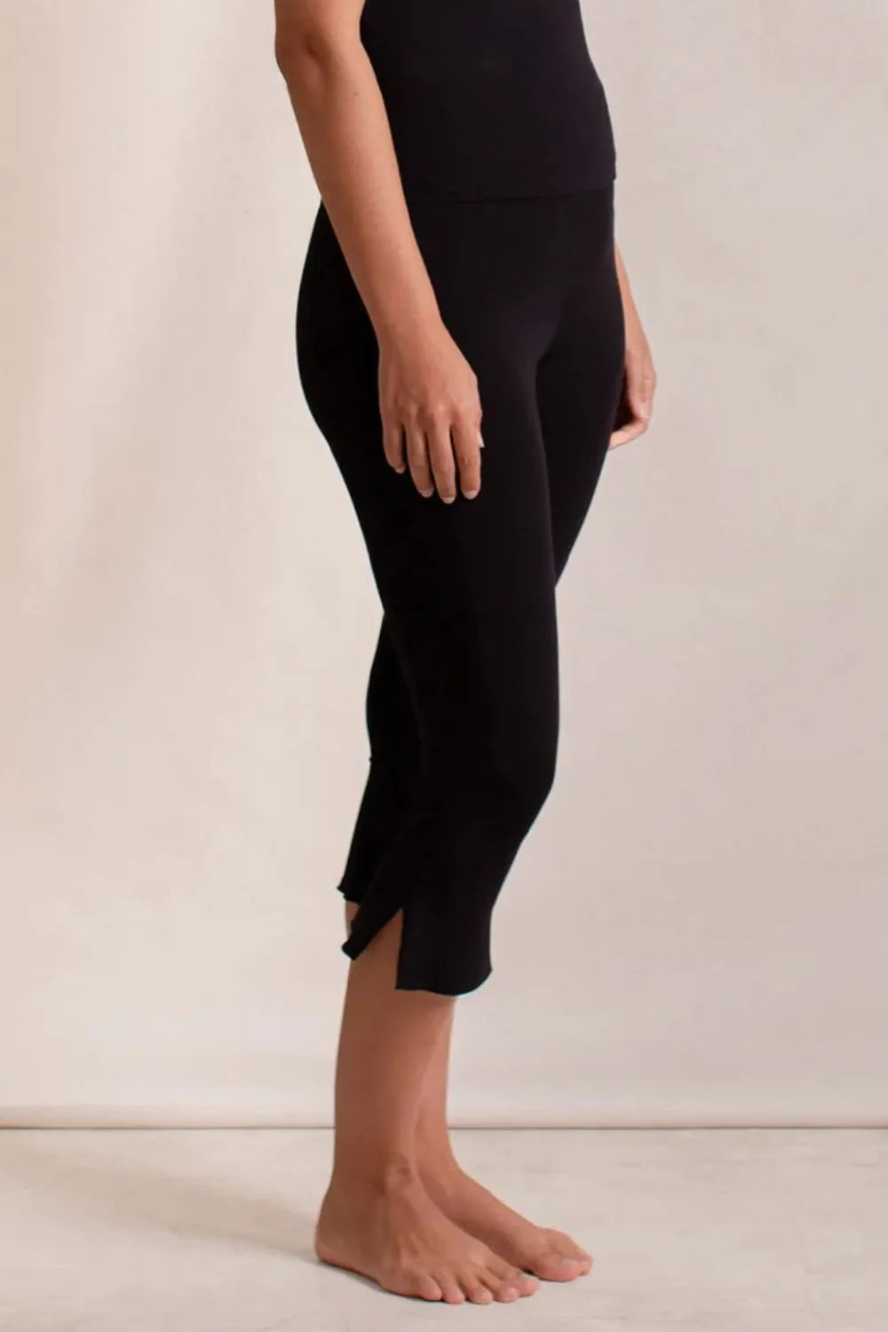 Side Slit Capris Leggings - Leggings by Trendsi | Available at Handbags Specialist Headquarter