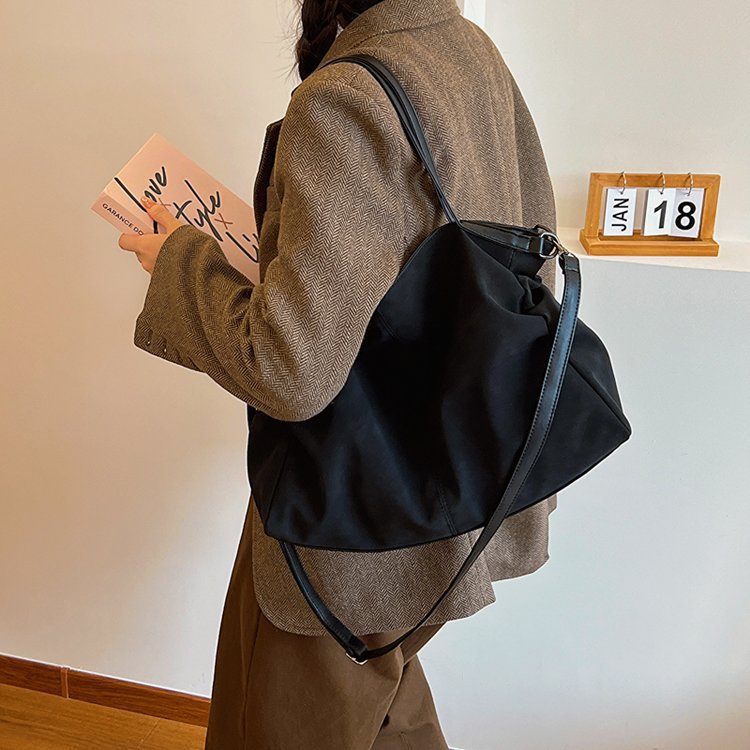 PU Leather Crossbody Bag - Fashionable Large Capacity Purse