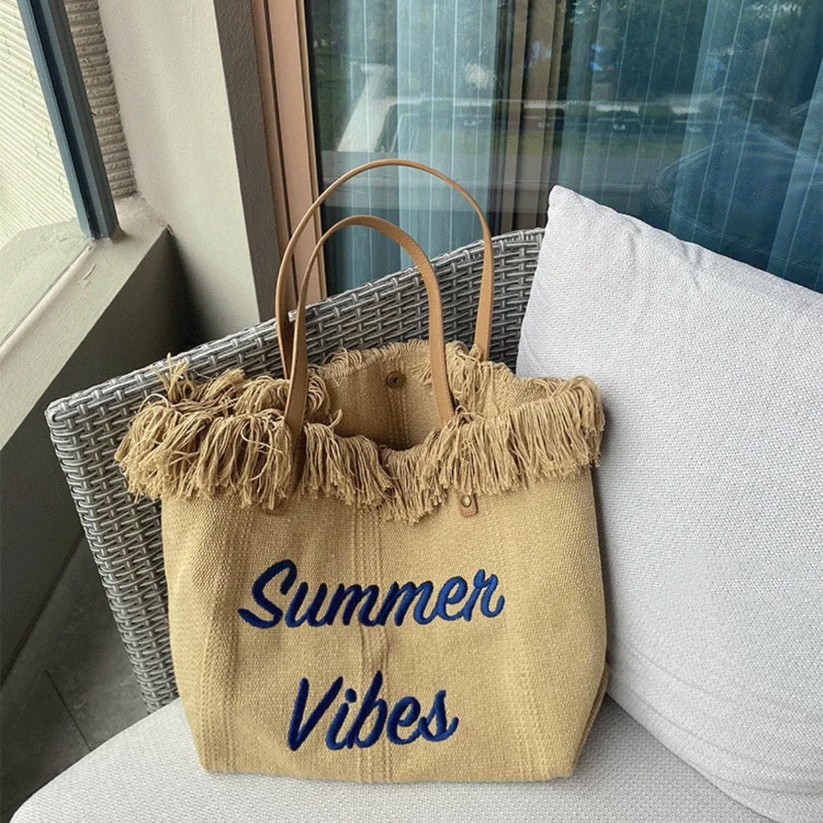 ShoreStyle Chic: Beach & Travel Tote