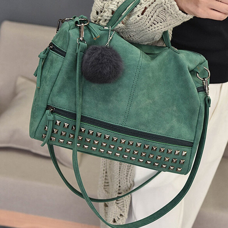 Ella Chic: Elegant Handbag for Women
