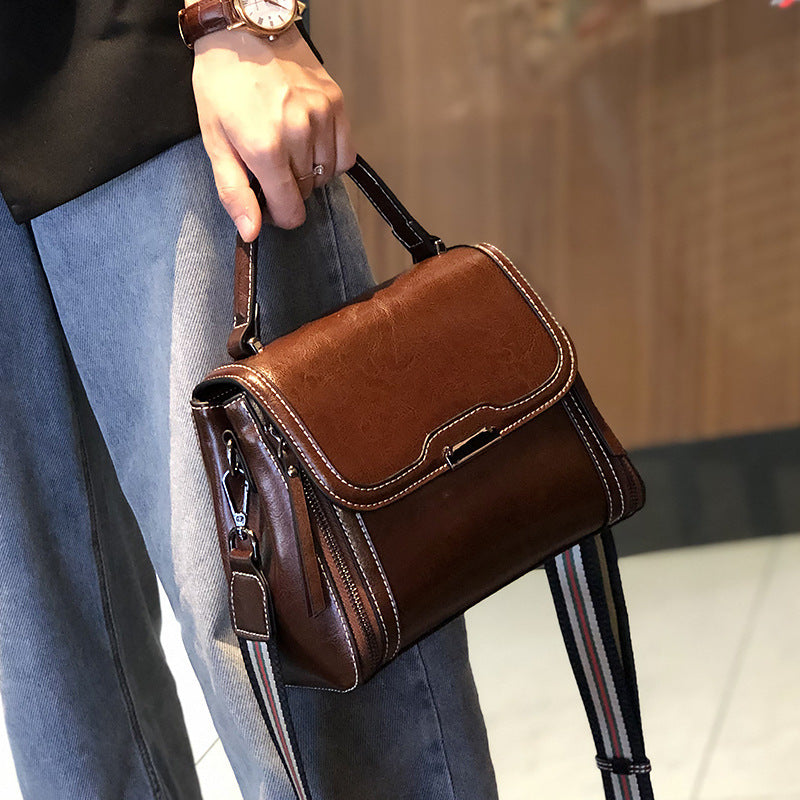 Women's Leather Large Capacity Messenger Bag