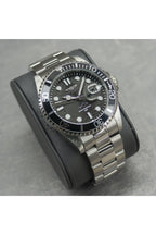 Invicta Mariner: Men's Quartz Dive Watch