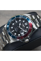 Invicta Mariner: Men's Quartz Dive Watch