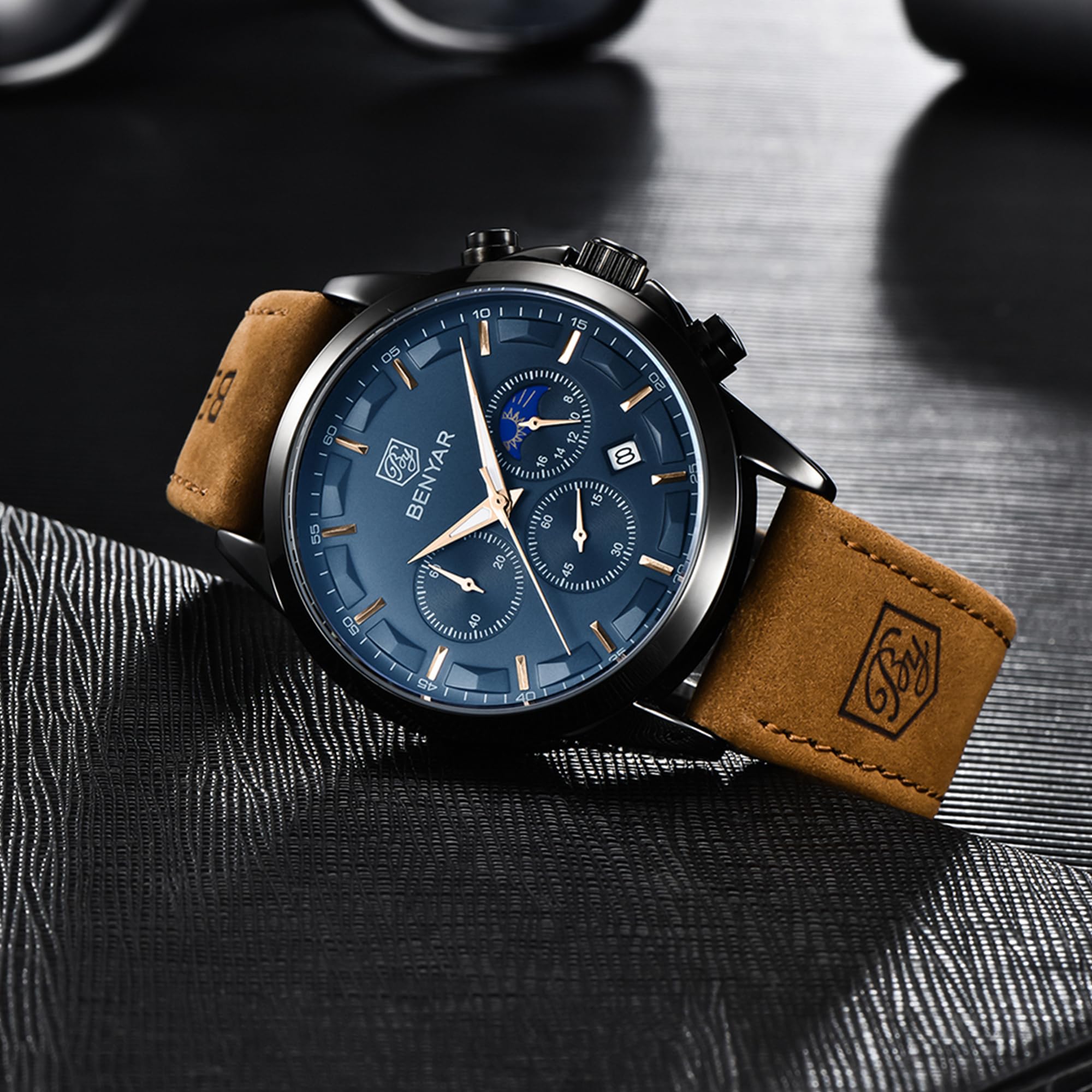 Benyar ChronoPro: Men's Quartz Fashion Watch