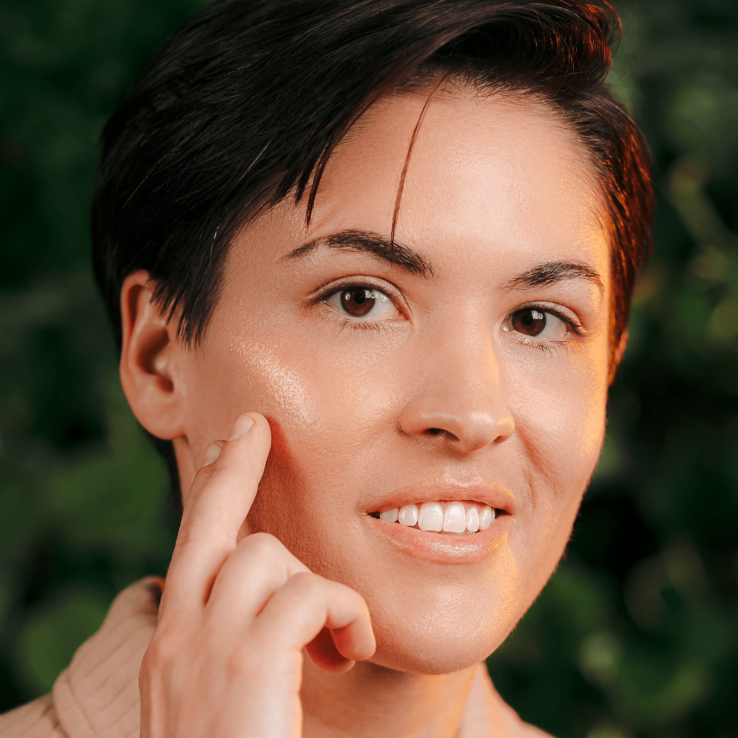 Luminous Glow Trio: Vitamin C, Retinol, Hyaluronic - Beauty & Personal Care by Handbags Specialist Headquarter | Available at Handbags Specialist Headquarter