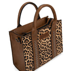 Western Chic Wrangler Tote: Vegan Leather, Versatile Strap