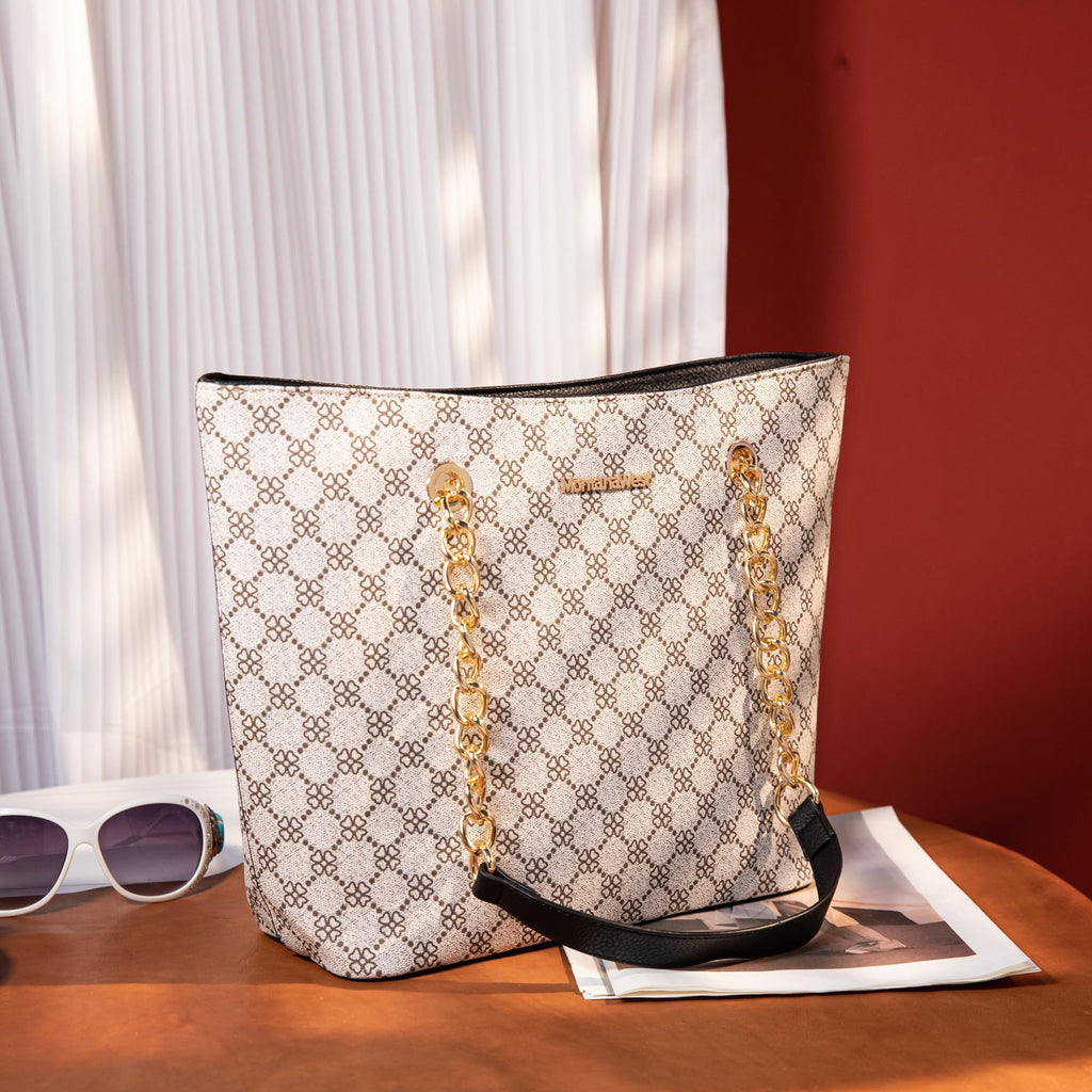 Montana Chic: Women's Chain-Handle Tote