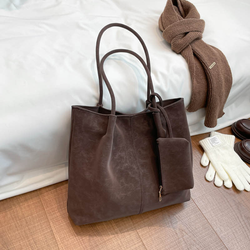 Svelte Suede: Women's Luxe Shoulder Bag