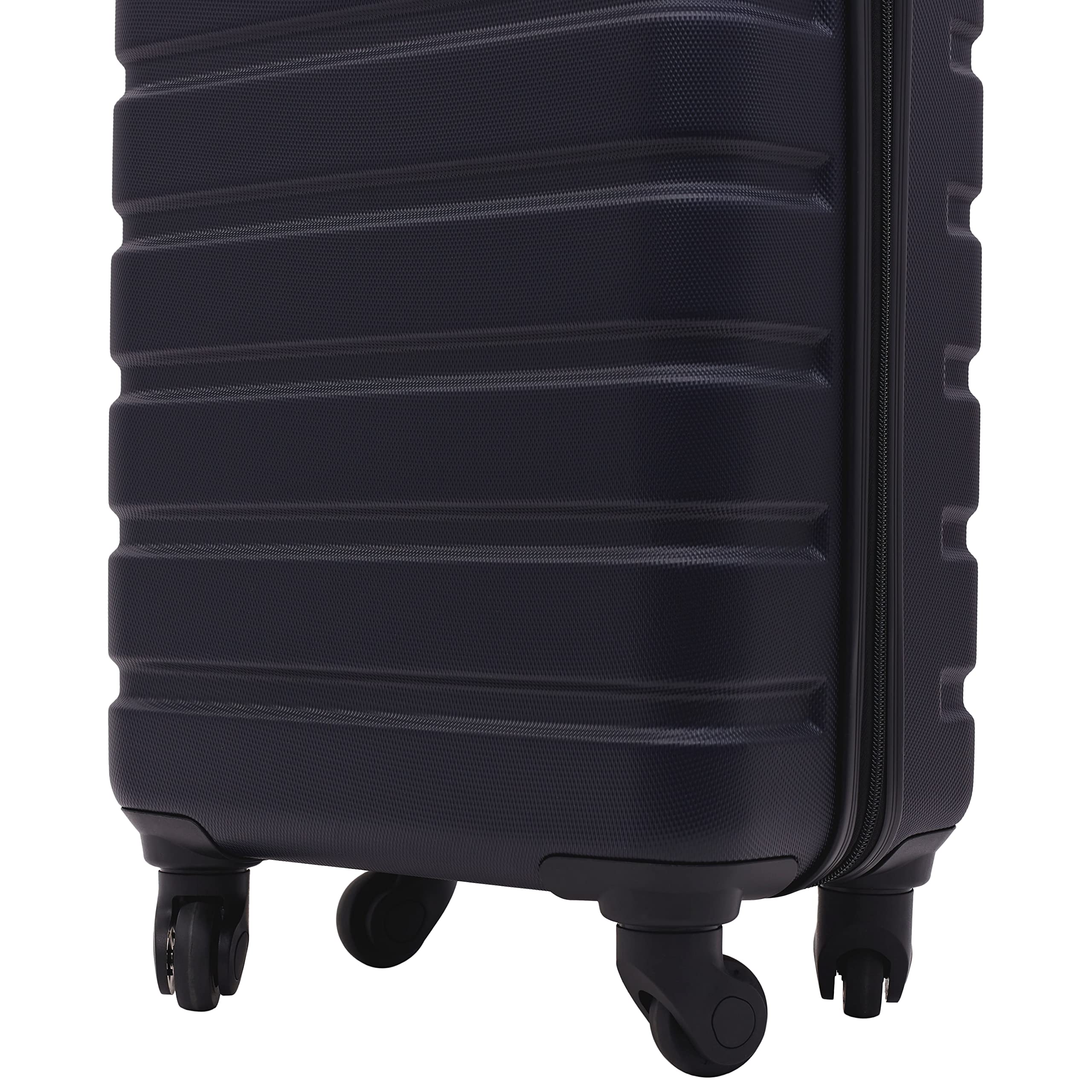 Wrangler 22 Olive Hardside Spinner Carry-On