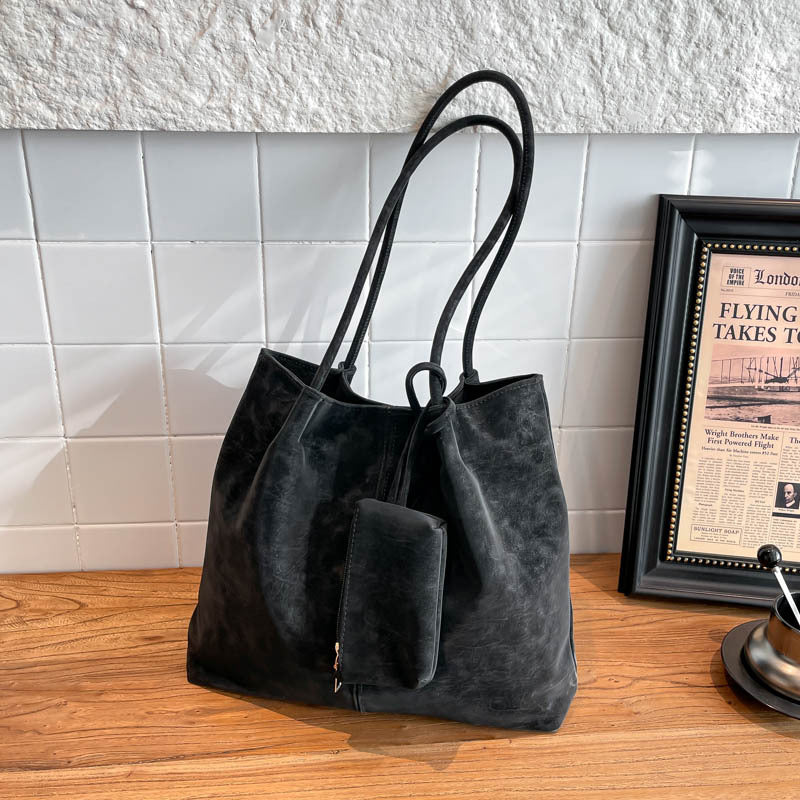 Svelte Suede: Women's Luxe Shoulder Bag