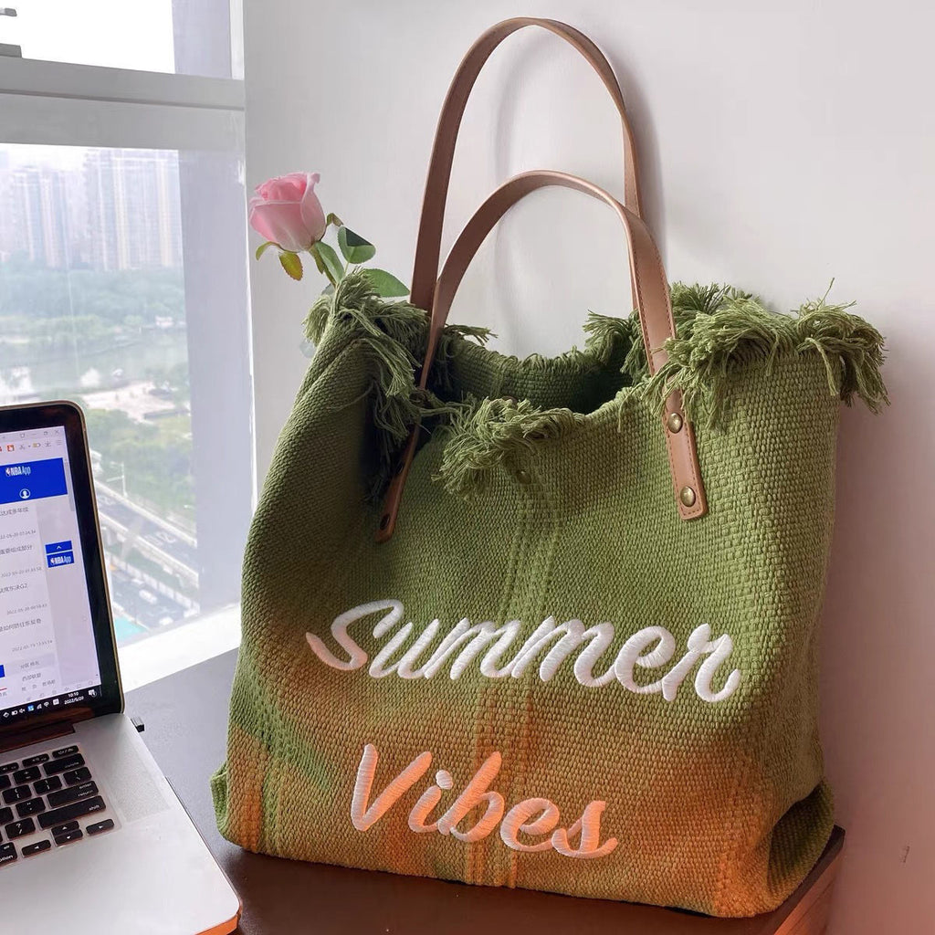 ShoreStyle Chic: Beach & Travel Tote