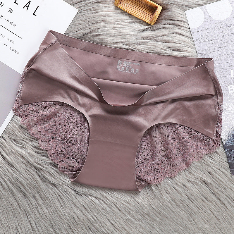 BreezeLift Lace Briefs – Airy Summer Comfort for Women